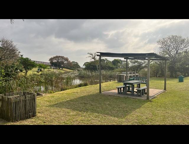 2 BEDROOM APARTMENT FOR SALE IN MANOR ESTATES